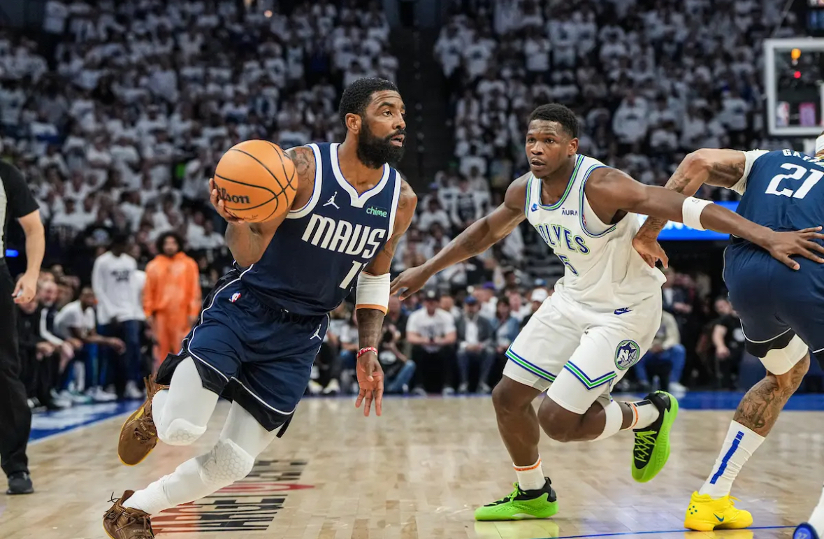 贝博官网-窗口期达拉斯独行侠调整名单以备NBA季后赛，迎来里程碑环节打磨，赛场秩序良好，训练强度明显提升-贝博官网